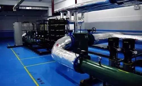 鸭鸭水乐园跑法_热高乐园巴厘岛水世界_大型水上乐园