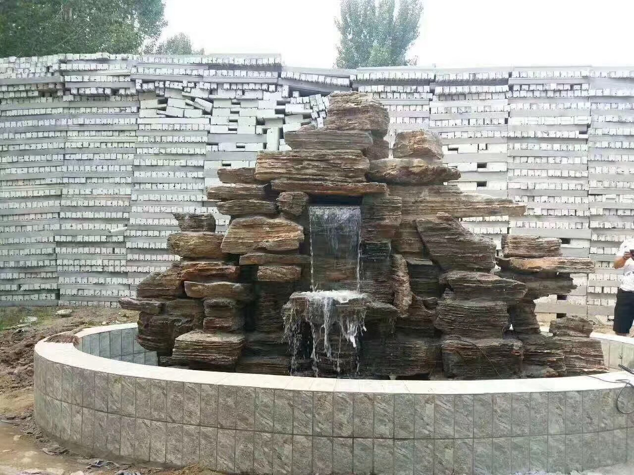 水泥假山假树_室内假山假树图片_广东假山假树施工