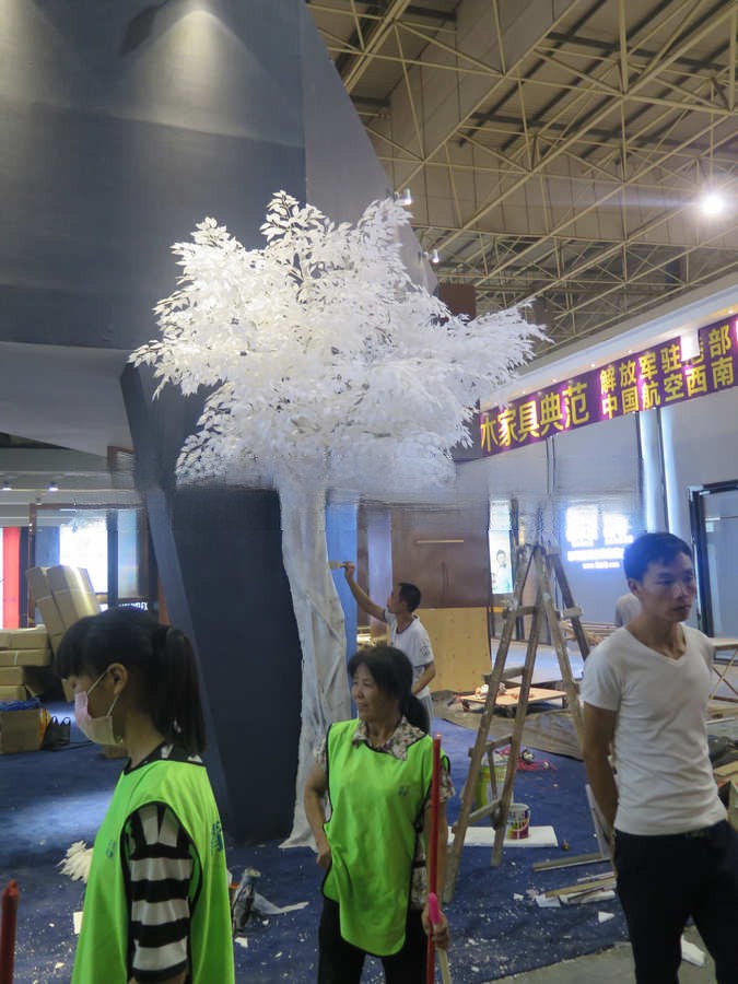 北京 从标准尺寸探索仿真木棉树的美学价值